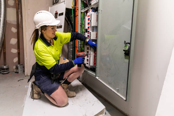 Best Electrical Outlet Repair  in Flora, IL
